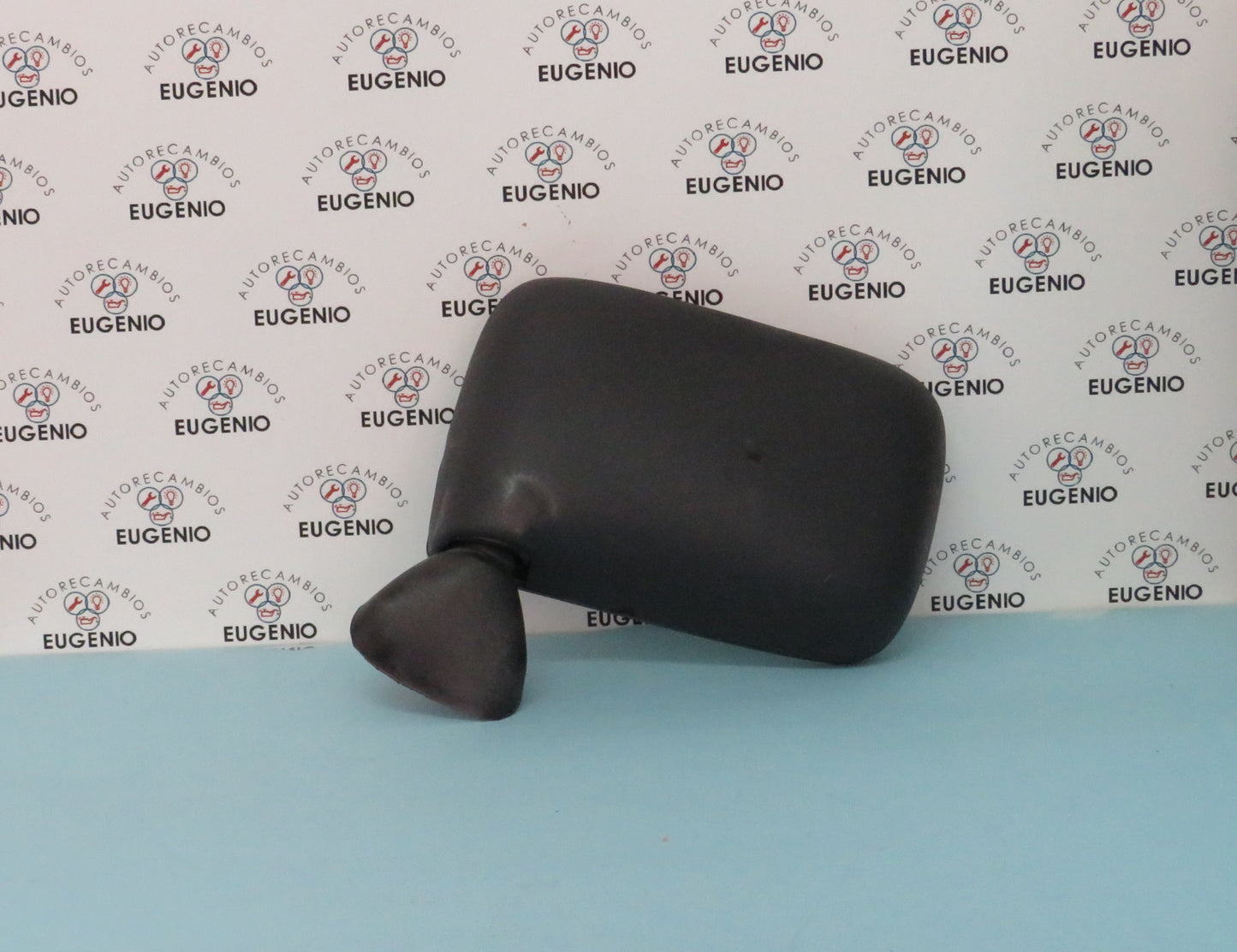 Espejo derecho Ford Fiesta 84-89