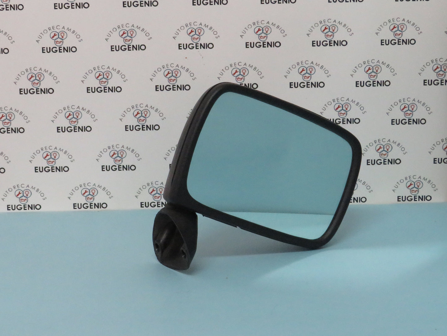 ESPEJO DERECHO FORD FIESTA 84-89